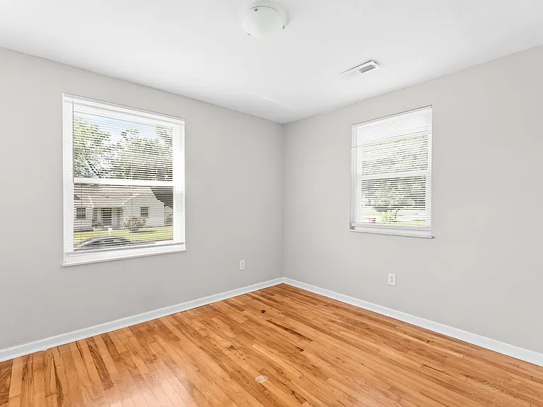 855 Burroughs Rd — Photo 12