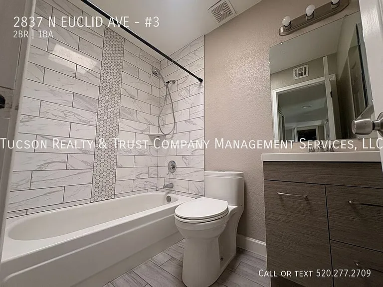 2837 N Euclid Ave #3 — Photo 6