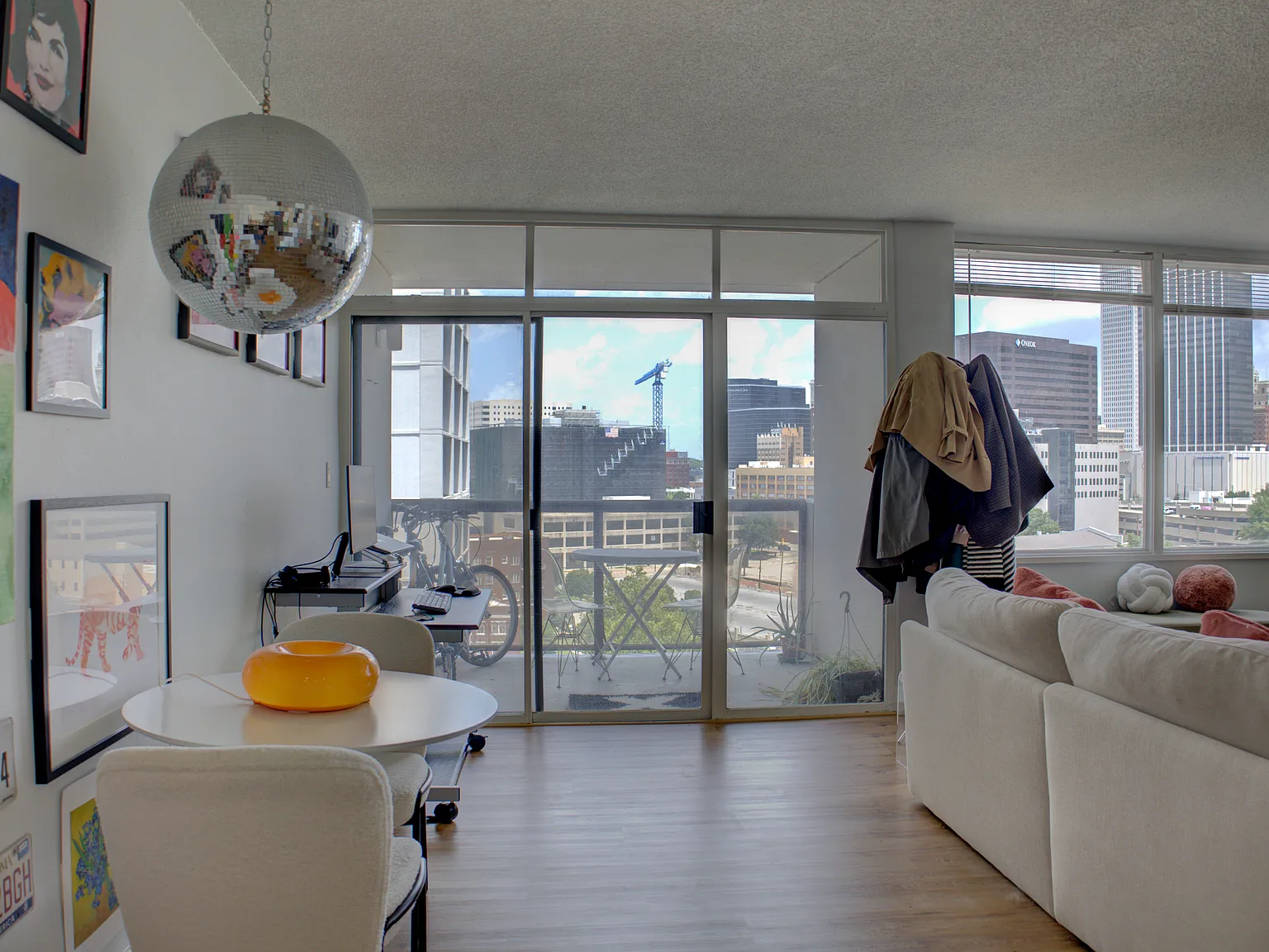 1 bed, 720 sqft, $1,825 — Photo 4