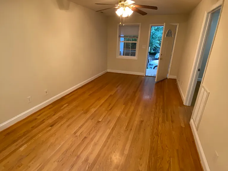 3115 Parkwood Ave — Photo 9