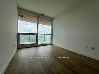 27 McMahon Dr #3305 — Photo 10