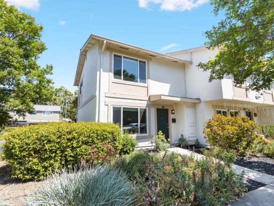 1810 Queen Victoria Way, San Jose, CA 95132