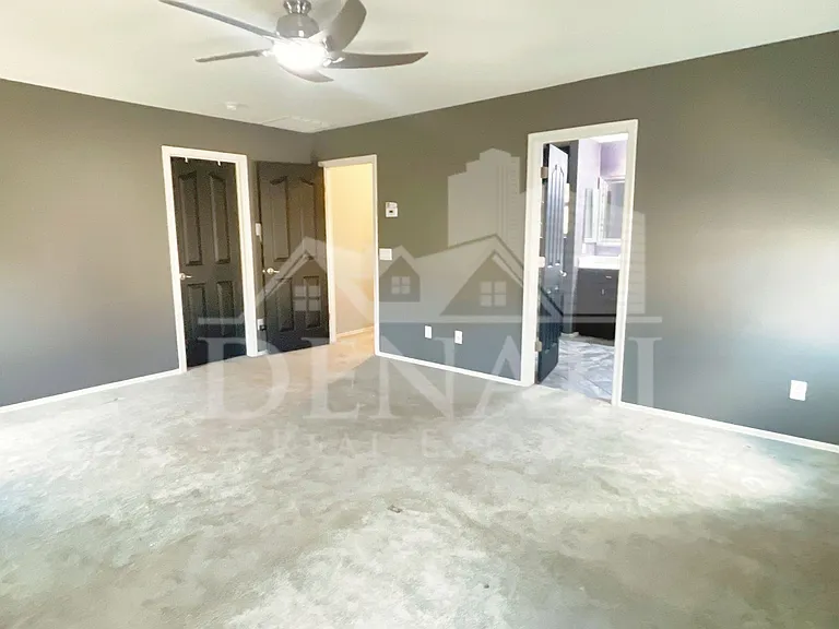 51 S 57th Pl — Photo 16