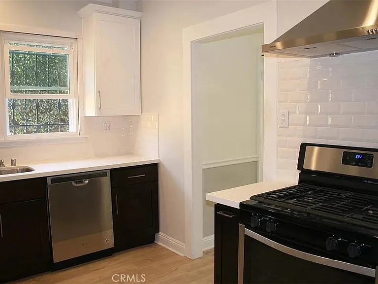 8001 Blackburn Ave #1/2 — Photo 3