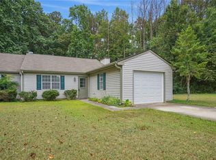 6436 River Park Dr, Riverdale, GA 30274
