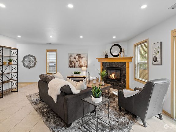 4th image of 7701 87th Ave Ne