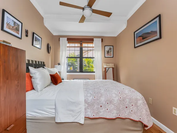 507 East 13th Street image 7 of 17