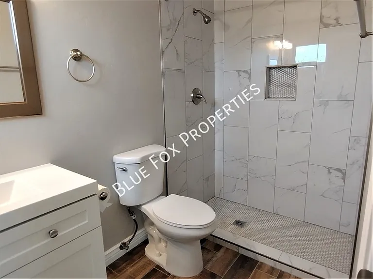 1933 S Palma Pl — Photo 28