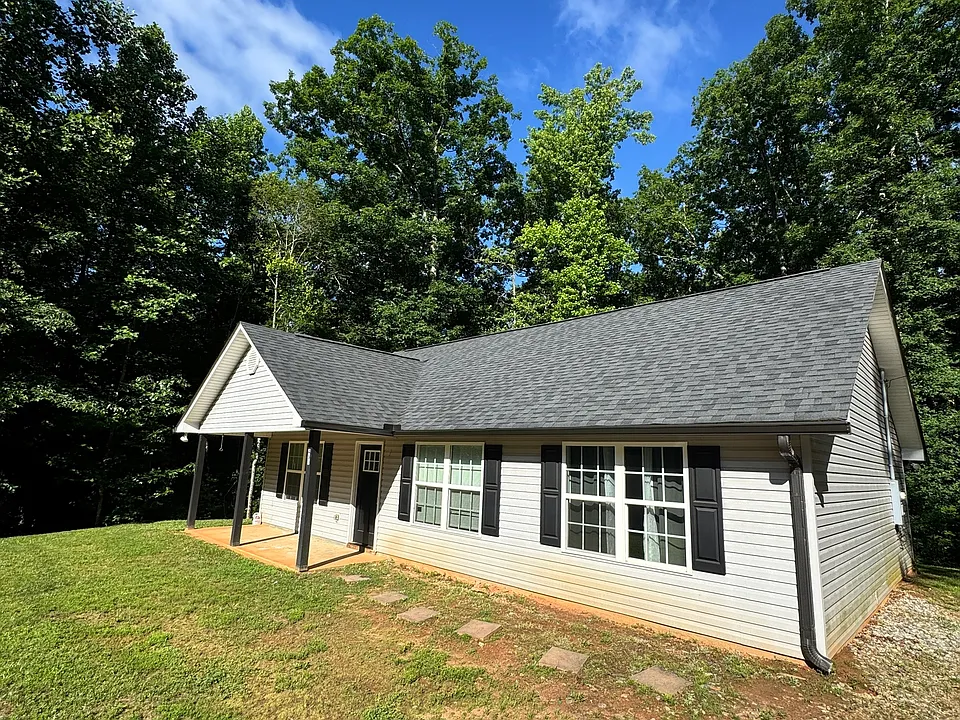 451 Pony Lake Rd