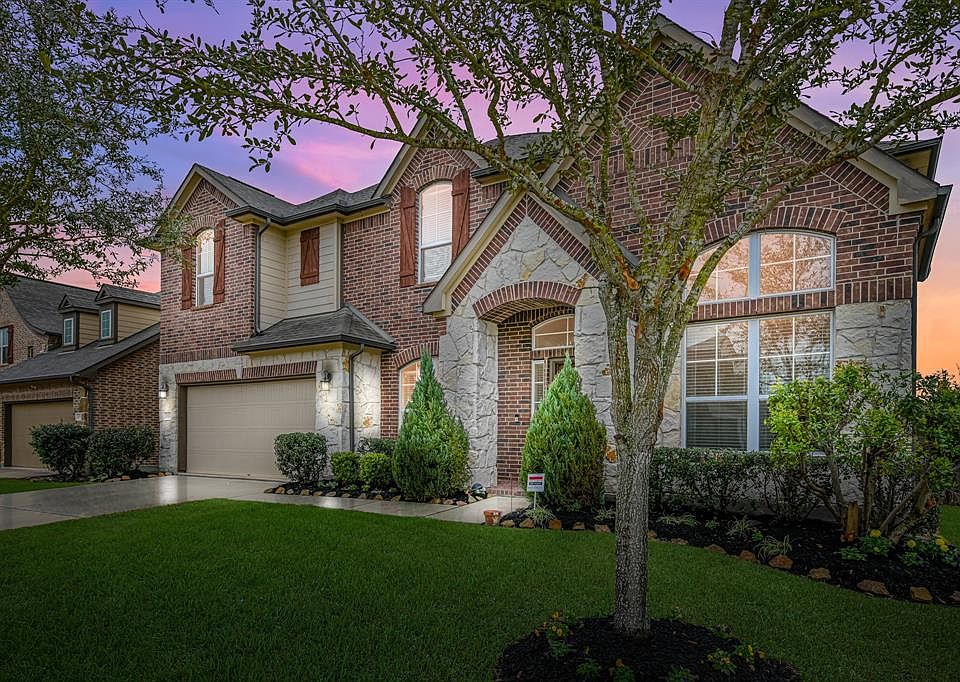 1st image of 20702 Bahama Blue Dr