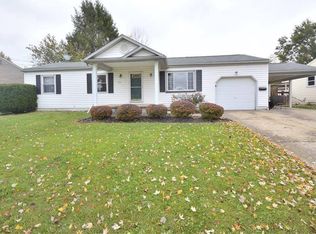1325 Cavalcade Dr, Austintown, OH