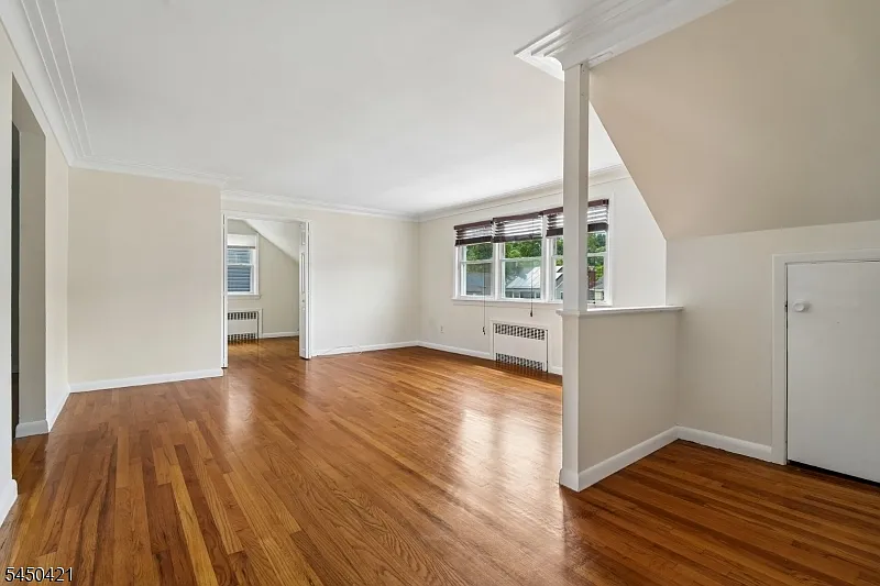 2 bed, 1.0 bath, $2,300 — Photo 3