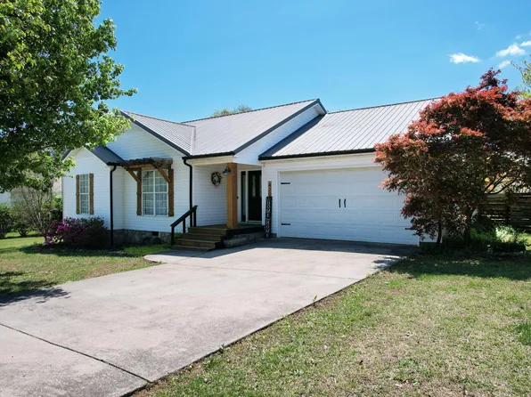 420 Long Rd, Chatsworth, GA 30705