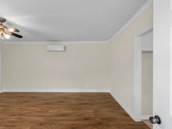 18621 Bryant St #2, Northridge, CA 91324