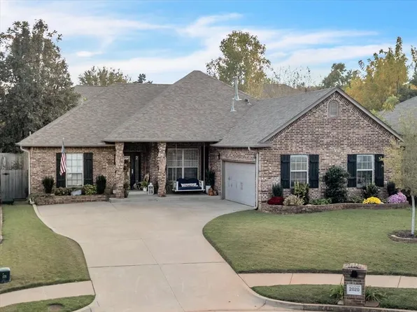 2020 Pine View Ter, Edmond, OK 73003