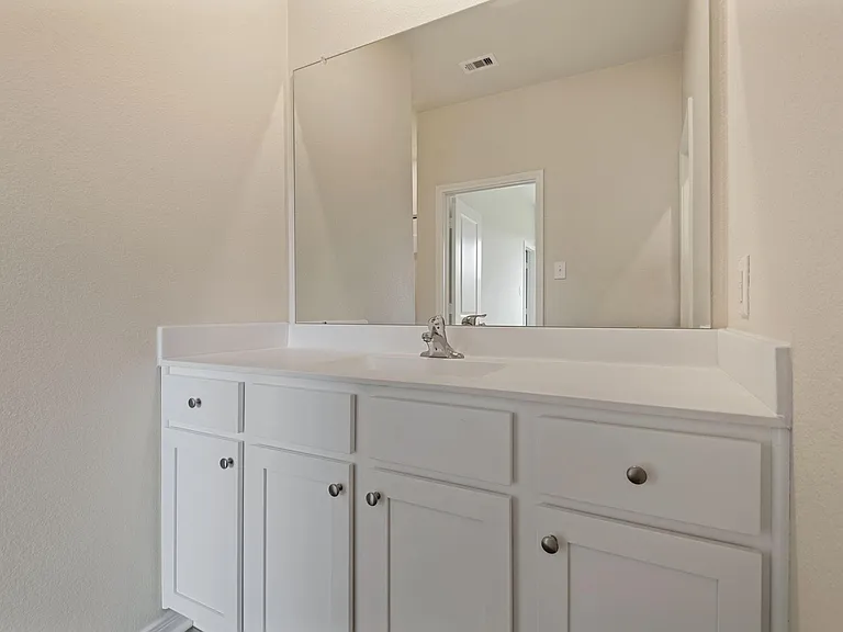 15870 Berry Hill Dr — Photo 15