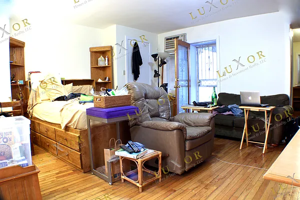Rented by Luxor Homes & Investment Realty | media 15