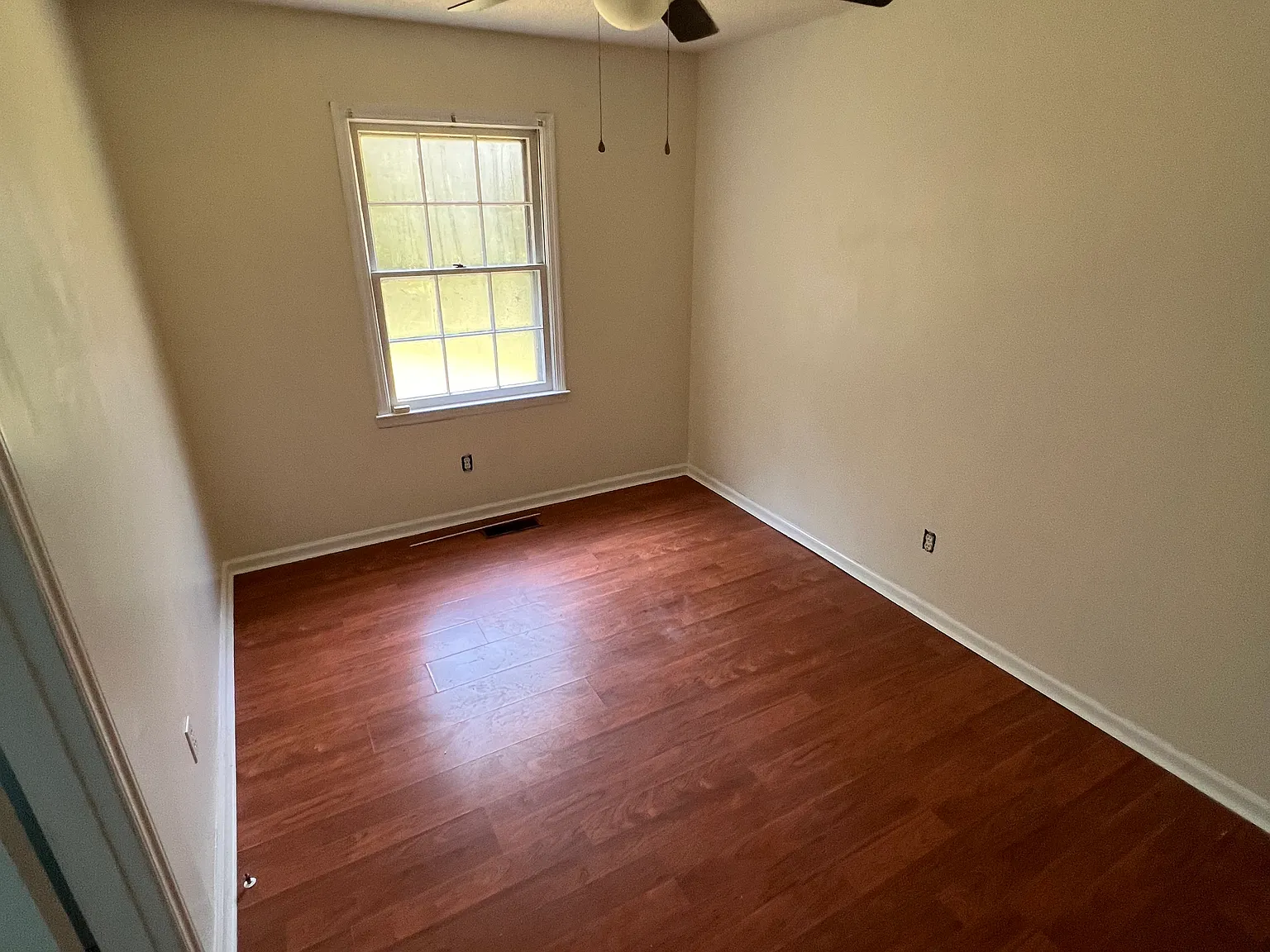 118 Cool Spring Dr — Photo 4