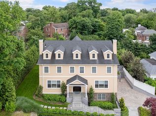 622 W 256th St, Bronx, NY 10471