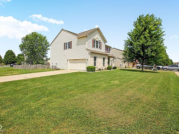 2nd image of 2410 McGregor Dr