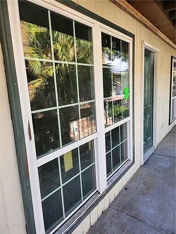 6220 Riverside Dr — Photo 3