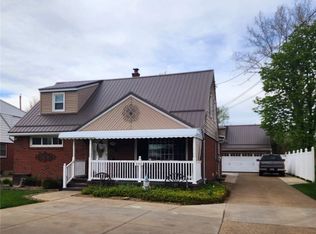 390 Martin Rd, Buffalo, NY 14218