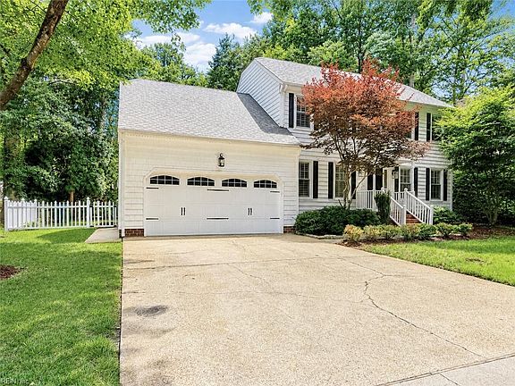 2nd image of 1045 Winchester Way