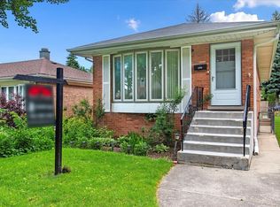 3939 Elm Ave, Brookfield, IL 60513