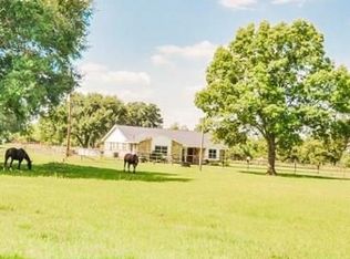 19115 Frey Rd, Hempstead, TX 77445