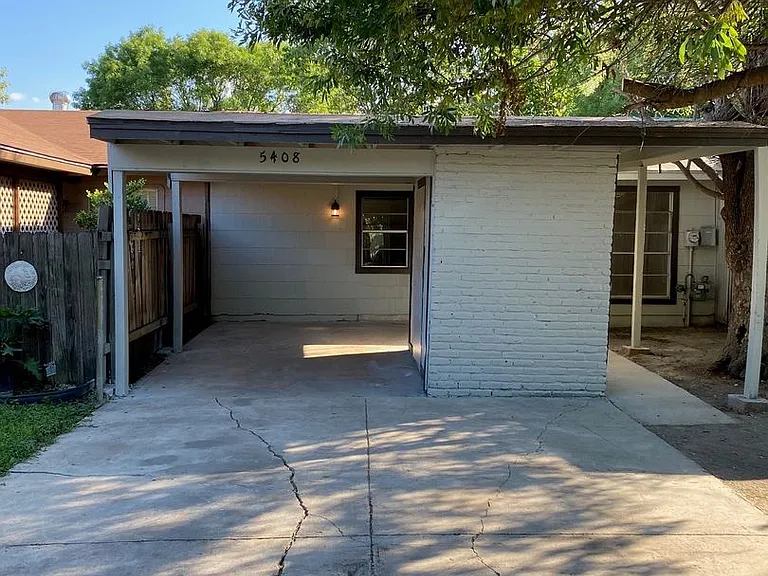 5408 Little Creek St — Photo 1