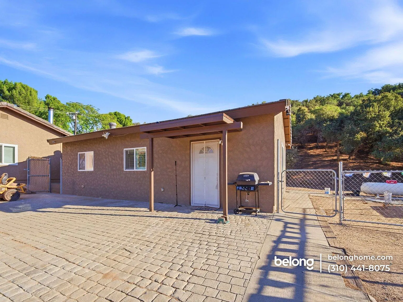 2 bed, 1.0 bath, 700 sqft, $2,725 — Photo 1