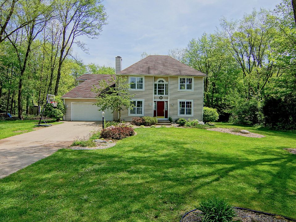 1st image of 9953 Magnolia Dr