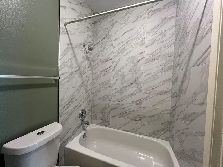 2025 Augusta Dr #807 — Photo 16
