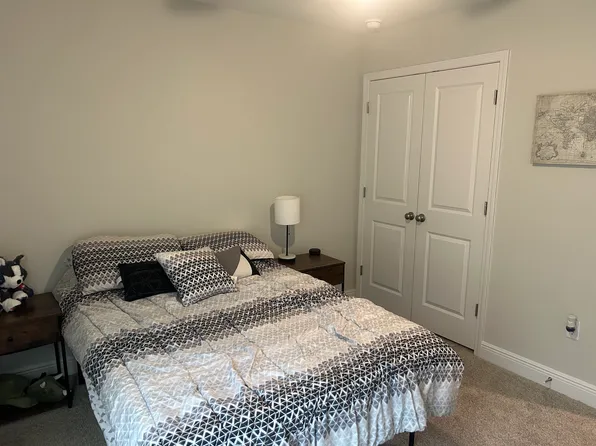 8706 S Lynn Rd, Milton, FL 32583