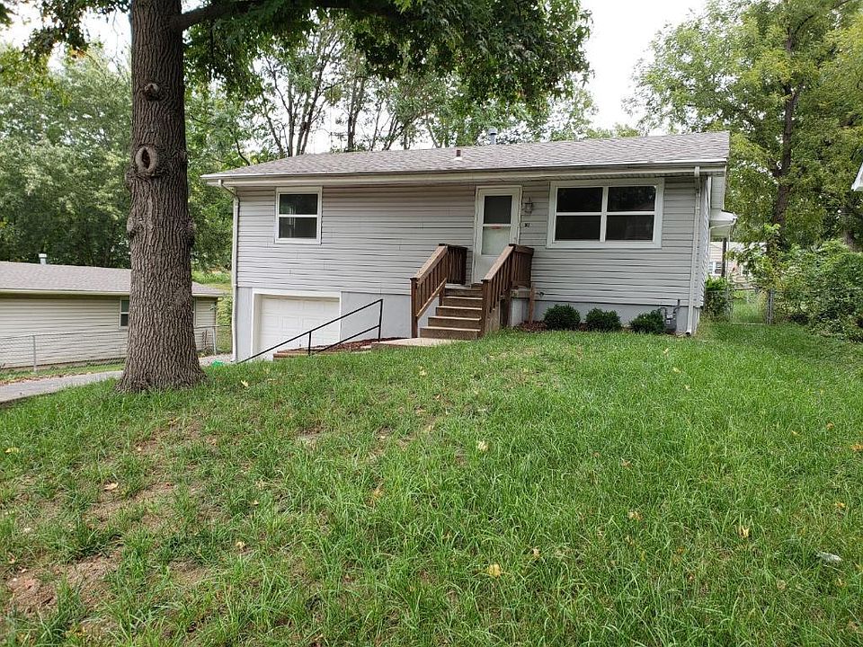 1st image of 107 N Evanston Ave