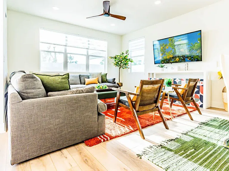 Passagio Lago Way — Photo 28