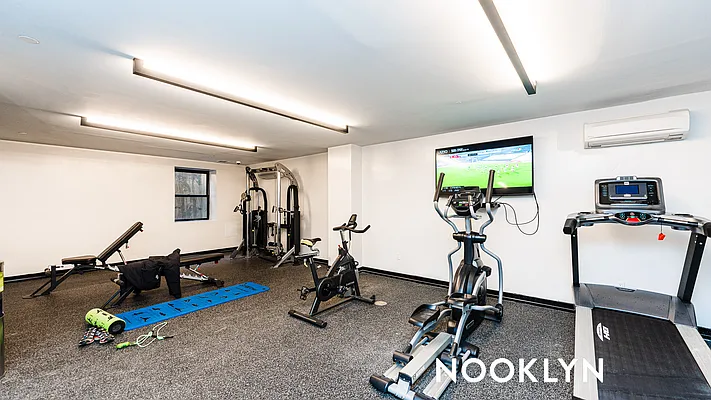 Rented by Nooklyn NYC LLC | media 40