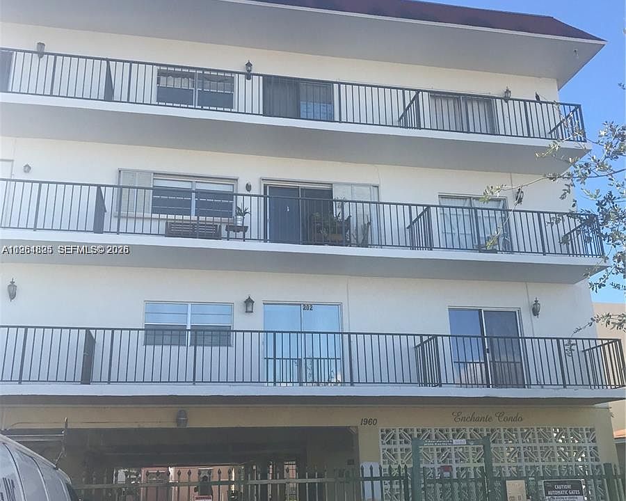 1st image of 1960 Marseille Dr APT 305
