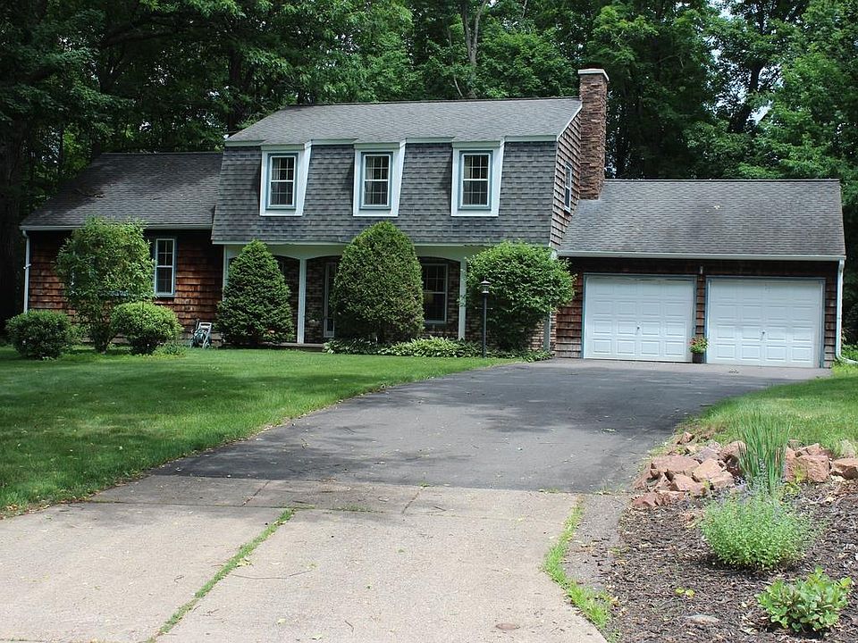 1st image of 4011 Hillside Ln