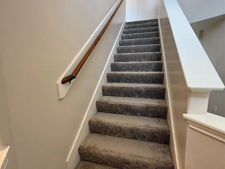 2226 Dawn Shadow Way — Photo 6