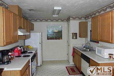 5th image of 8556 Bannerman Bluff Dr