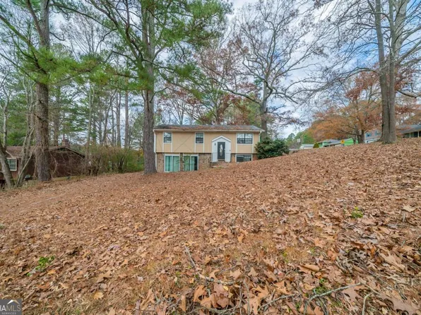 4690 Big Valley Ct, Stone Mountain, GA 30083