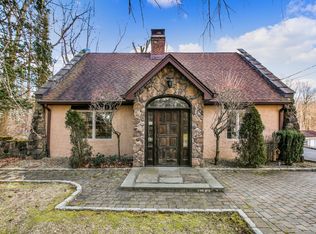 57 Ridge Rd, Hartsdale, NY 10530