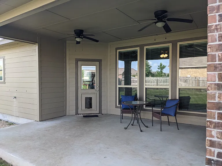 5715 Markham Dr — Photo 13