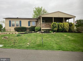 150 Springhouse Ct, North Wales, PA