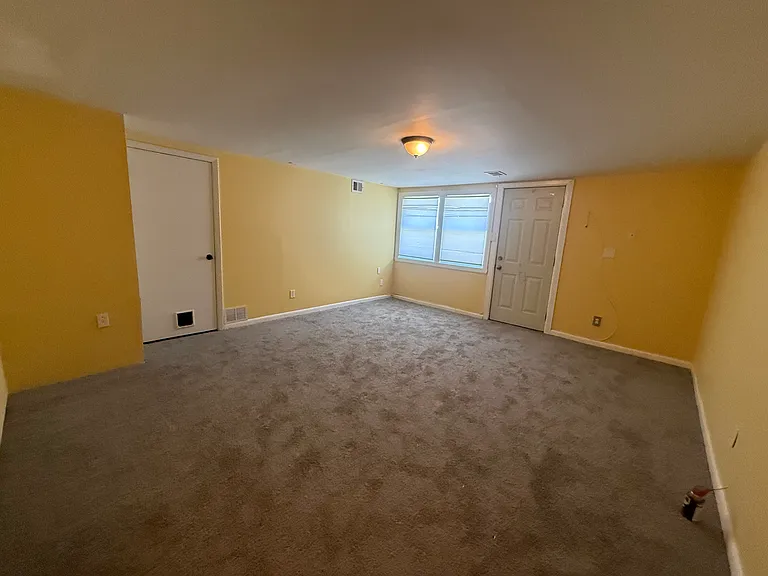 10211 Ambridge Pl — Photo 23