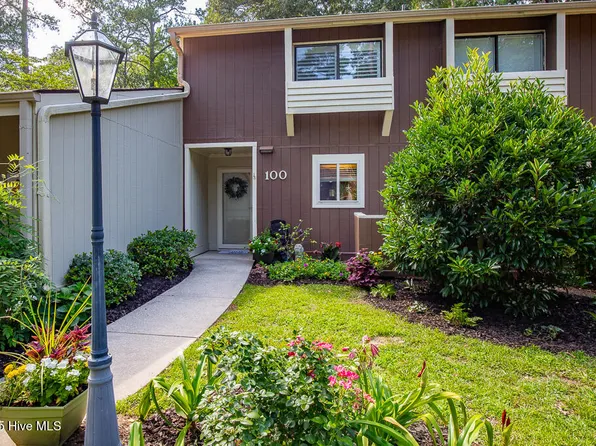 100 Quarterdeck Townes, New Bern, NC 28562