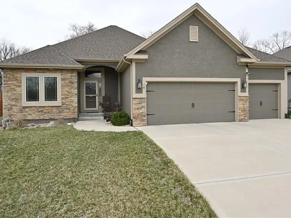 18 NE 102nd St, Kansas City, MO 64155