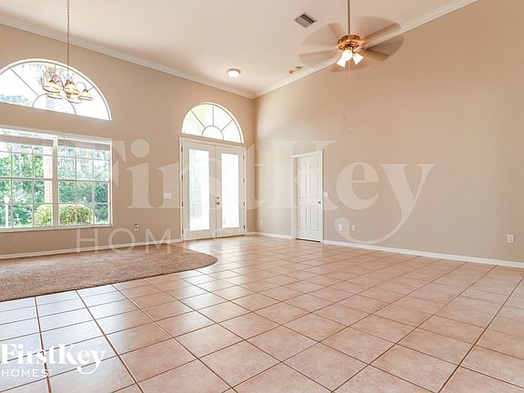 2nd image of 8423 Sawyer Cir