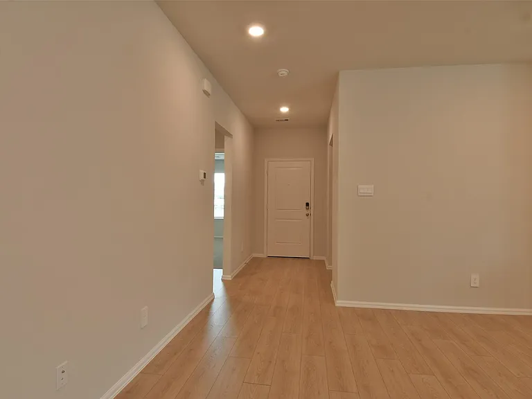 1233 Wilkins Valley St — Photo 7